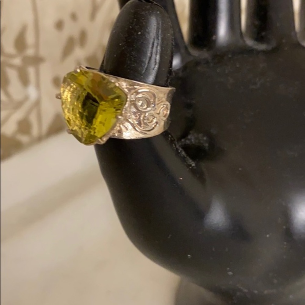 Citrine heart ring  SIZE 6